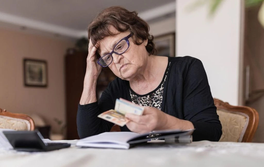 Пенсія у 50 замість 60 років: хто в Україні може отримати виплати на 10 років раніше