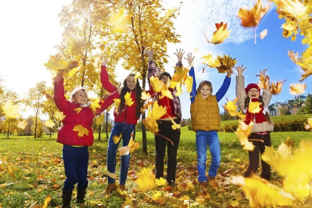 У школах Дніпра перенесли осінні канікули: діти відпочиватимуть у листопаді